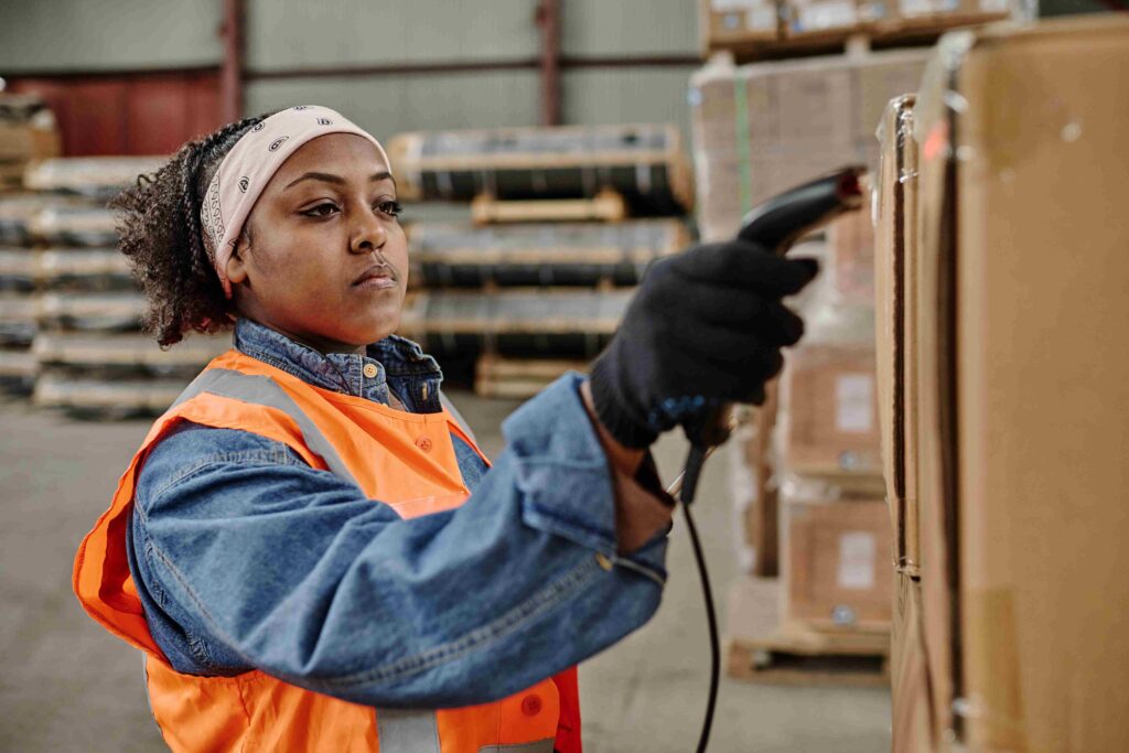 How RF Plus™ Helps SyteLine Users Do More with the Same Warehouse Staff​1